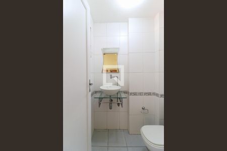 Casa à venda com 120m², 2 quartos e 2 vagas Casa à venda com 120m², 2 quartos e 2 vagasLavabo