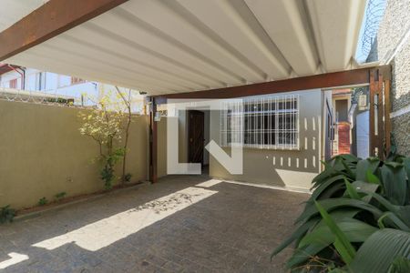Casa à venda com 120m², 2 quartos e 2 vagas Casa à venda com 120m², 2 quartos e 2 vagasGaragem