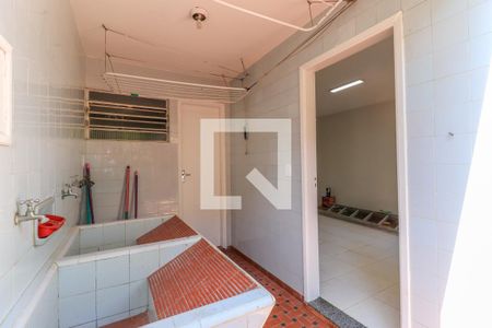 Casa à venda com 120m², 2 quartos e 2 vagas Casa à venda com 120m², 2 quartos e 2 vagasÁrea de Serviço