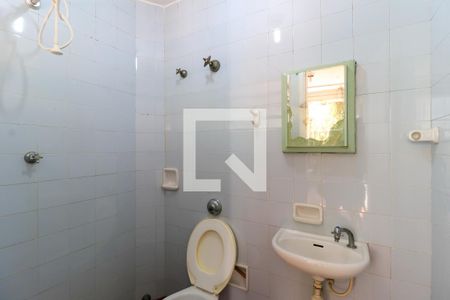 Casa à venda com 120m², 2 quartos e 2 vagas Casa à venda com 120m², 2 quartos e 2 vagasBanheiro de serviço
