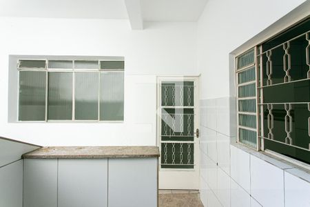 Casa para alugar com 90m², 2 quartos e 1 vagaÁrea de Serviço