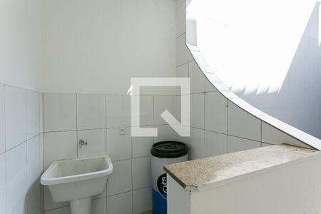 Casa para alugar com 90m², 2 quartos e 1 vagaÁrea de Serviço