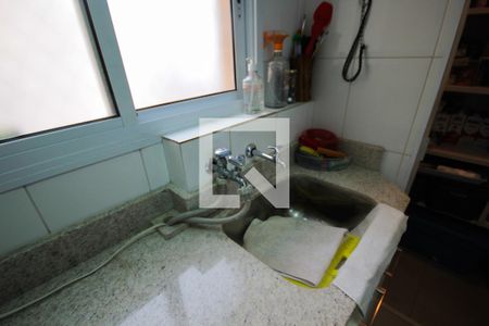 Apartamento à venda com 154m², 3 quartos e 2 vagasPiso 1: Área de Serviço