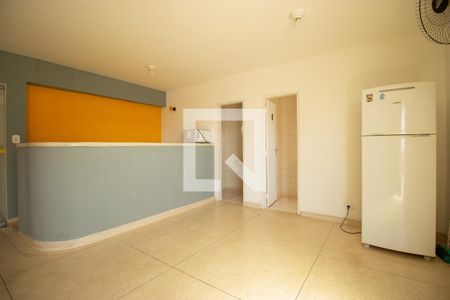 Apartamento à venda com 39m², 1 quarto e sem vaga Apartamento à venda com 39m², 1 quarto e sem vagaÁrea comum - Salão de festas