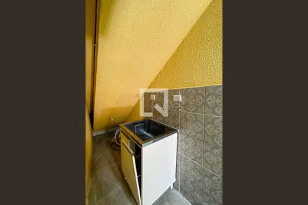 Casa para alugar com 98m², 2 quartos e 1 vagaÁrea de Serviço