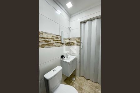 Casa para alugar com 98m², 2 quartos e 1 vagaBanheiro