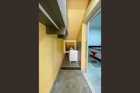 Casa para alugar com 98m², 2 quartos e 1 vagaÁrea de Serviço