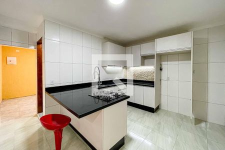 Casa para alugar com 98m², 2 quartos e 1 vagaCozinha