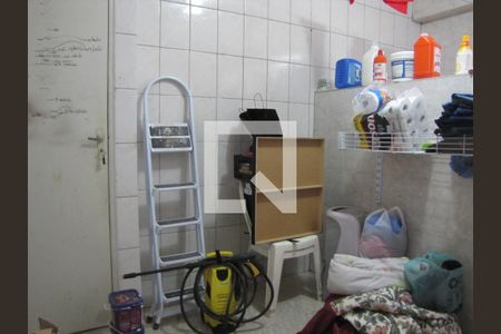 Casa à venda com 120m², 3 quartos e 2 vagasLavanderia