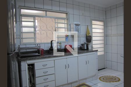 Casa à venda com 120m², 3 quartos e 2 vagasCozinha