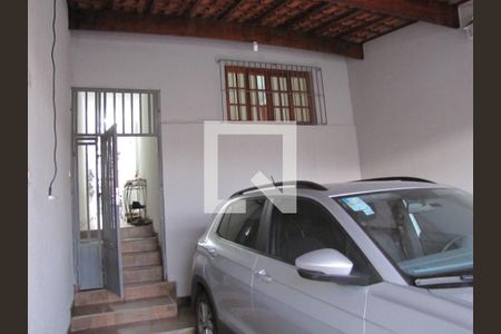 Casa à venda com 120m², 3 quartos e 2 vagasGaragem