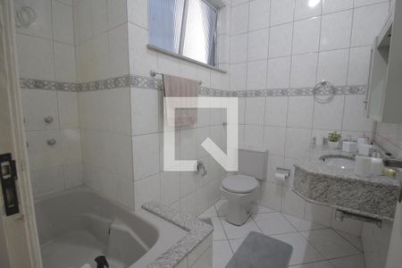 Apartamento à venda com 84m², 2 quartos e sem vagaBanheiro