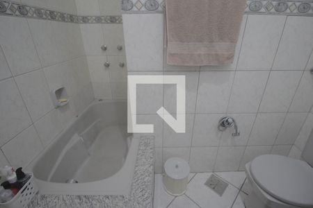 Apartamento à venda com 84m², 2 quartos e sem vagaBanheiro