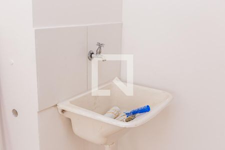 Sala/Cozinha de apartamento para alugar com 2 quartos, 40m² em Cangaíba, São Paulo