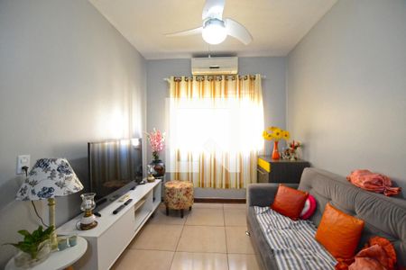Sala de apartamento à venda com 2 quartos, 60m² em São José, Porto Alegre