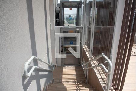 Studio à venda com 26m², 1 quarto e sem vagaPiscina - Elevador para PCD