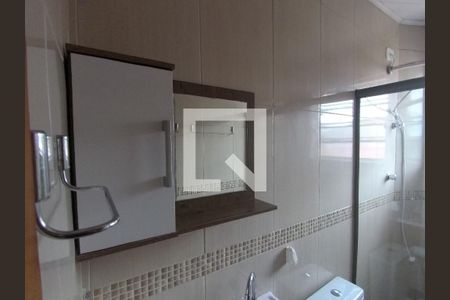 Banheiro  de casa de condomínio à venda com 2 quartos, 62m² em Jardim Presidente Dutra, Guarulhos