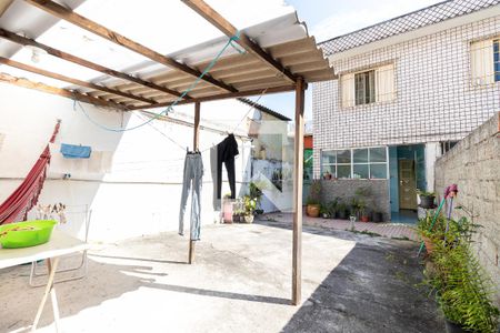 Casa à venda com 150m², 2 quartos e 1 vagaQuintal
