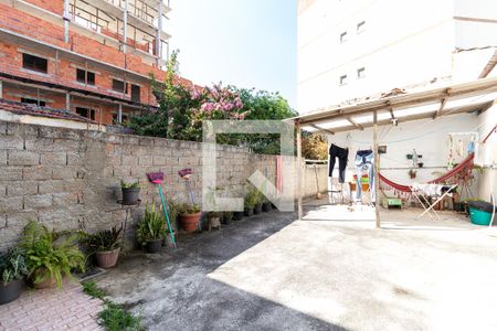 Casa à venda com 150m², 2 quartos e 1 vagaQuintal