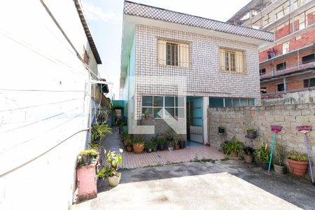 Casa à venda com 150m², 2 quartos e 1 vagaQuintal