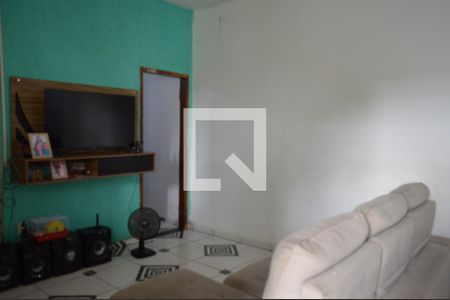 Sala de casa à venda com 2 quartos, 180m² em Olinda, Contagem
