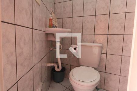 Casa à venda com 184m², 2 quartos e 2 vagasBanheiro de serviço