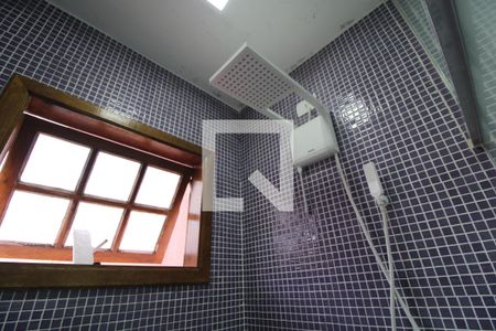 Chuveiro banheiro da suíte 1 de casa à venda com 2 quartos, 184m² em Jardim Consórcio, São Paulo