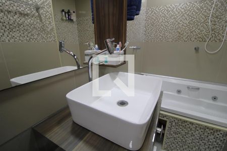 Casa à venda com 184m², 2 quartos e 2 vagasPia banheiro da suíte 2