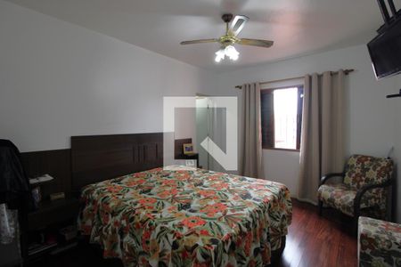 Casa à venda com 184m², 2 quartos e 2 vagasSuíte 2