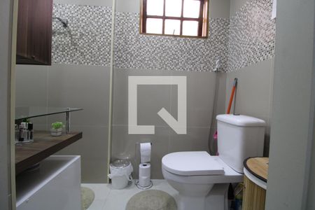 Casa à venda com 184m², 2 quartos e 2 vagasBanheiro da suíte 2