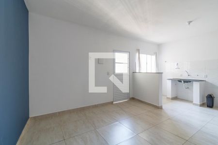 Sala de kitnet/studio para alugar com 1 quarto, 38m² em Vila Ramos, São Paulo