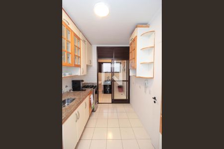 Apartamento à venda com 103m², 3 quartos e 2 vagasCozinha