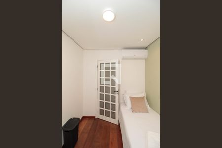 Apartamento à venda com 103m², 3 quartos e 2 vagasQuarto 1