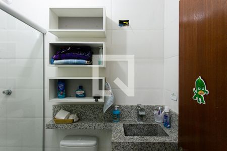 Casa à venda com 170m², 4 quartos e 2 vagasBanheiro da Suíte 2
