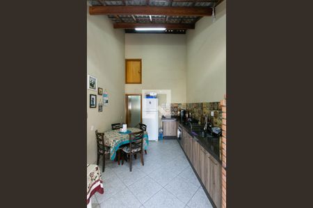 Casa à venda com 170m², 4 quartos e 2 vagasEspaço Gourmet