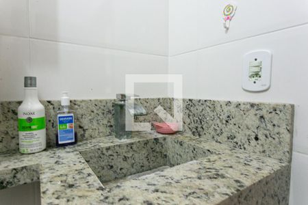 Casa à venda com 170m², 4 quartos e 2 vagasBanheiro da Suíte 3