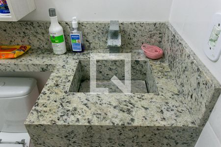 Casa à venda com 170m², 4 quartos e 2 vagasBanheiro da Suíte 3