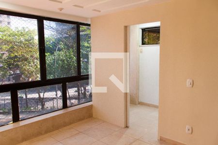 Sala de apartamento para alugar com 4 quartos, 134m² em Barra da Tijuca, Rio de Janeiro