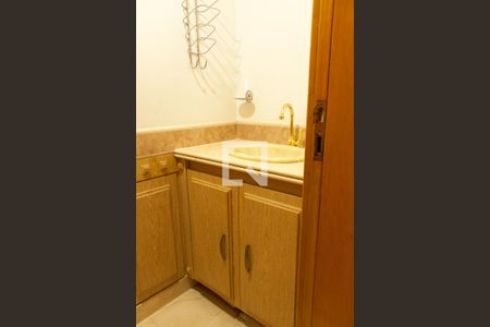 Banheiro de apartamento para alugar com 4 quartos, 134m² em Barra da Tijuca, Rio de Janeiro