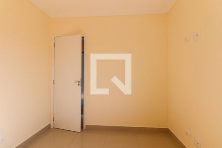 Quarto 1 de apartamento para alugar com 2 quartos, 52m² em Parque da Fonte, São José dos Pinhais