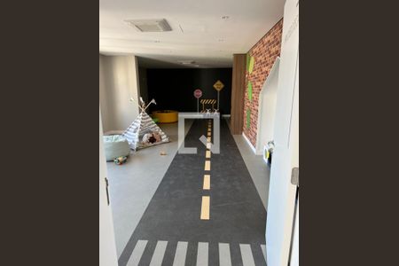 Apartamento para alugar com 32m², 1 quarto e sem vaga Apartamento para alugar com 32m², 1 quarto e sem vagaÁrea comum - Brinquedoteca