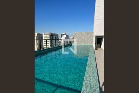 Apartamento para alugar com 32m², 1 quarto e sem vaga Apartamento para alugar com 32m², 1 quarto e sem vagaÁrea comum - Piscina
