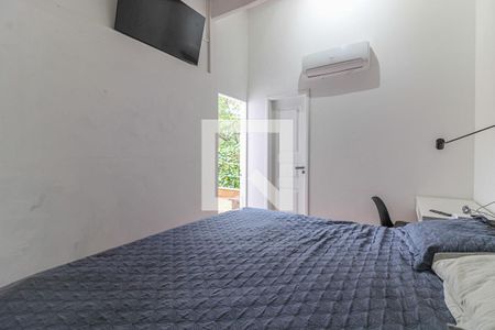 Casa de condomínio à venda com 178m², 3 quartos e 2 vagasSuíte 1 Master