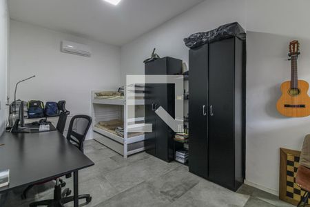 Casa de condomínio à venda com 178m², 3 quartos e 2 vagasQuarto