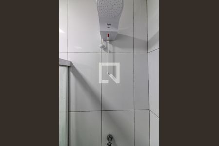 Casa de condomínio à venda com 178m², 3 quartos e 2 vagasBanheiro Social