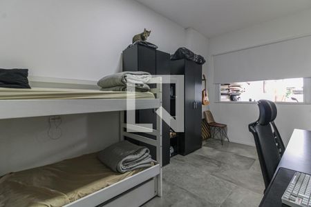 Casa de condomínio à venda com 178m², 3 quartos e 2 vagasQuarto