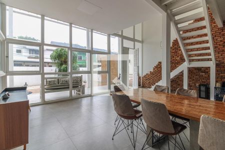 Sala de casa de condomínio à venda com 3 quartos, 178m² em Recreio dos Bandeirantes, Rio de Janeiro