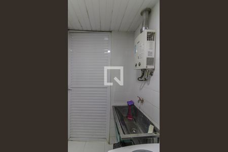 Casa de condomínio à venda com 178m², 3 quartos e 2 vagasÁrea de Serviço