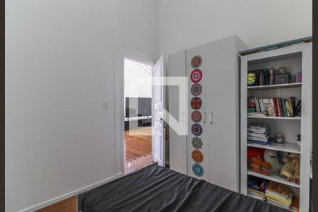 Casa de condomínio à venda com 178m², 3 quartos e 2 vagasSuíte  2