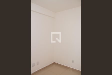 Apartamento à venda com 94m², 4 quartos e 2 vagasQuarto 03